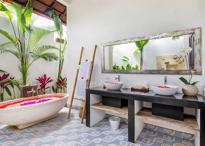 Joyosa * Seminyak (Bali)